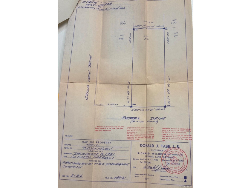 Calling all Builders, Investors and all Visionaries.... Great - Beach Lot for sale in Shirley, New York on Beachhouse.com