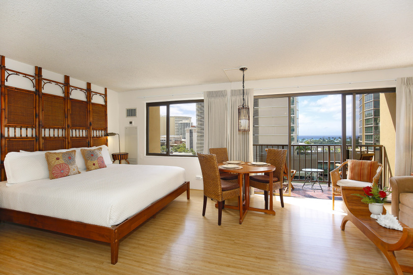 Beautiful eco-friendly studio with washerdryer, one FREE parking - Beach Vacation Rentals in Honolulu, Hawaii on Beachhouse.com