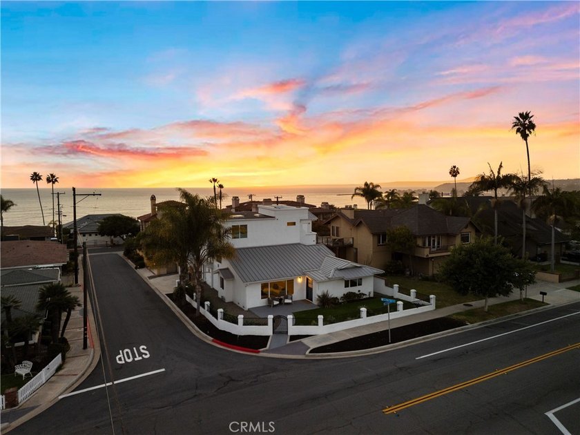 OCEAN VIEWS, COASTAL BREEZES, and an unbeatable location define - Beach Home for sale in Dana Point, California on Beachhouse.com