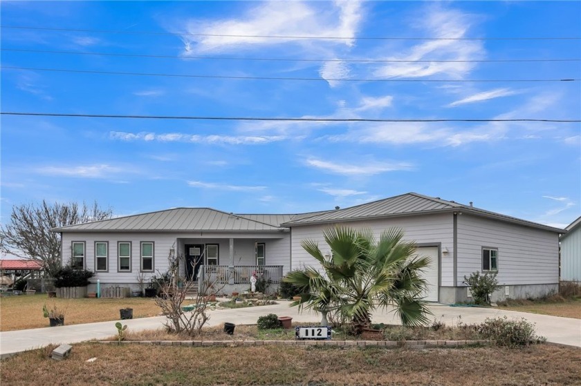 This stunning, custom-built 4-bedroom, 3.5-bath waterfront home - Beach Home for sale in Rockport, Texas on Beachhouse.com