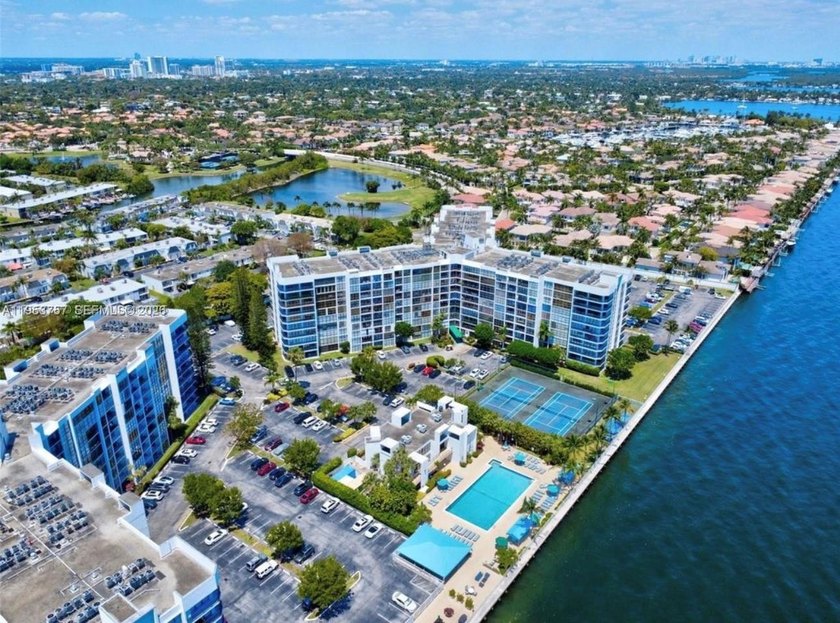 Stunning north-facing Intracoastal and skyline Breathtaking - Beach Condo for sale in Hallandale Beach, Florida on Beachhouse.com