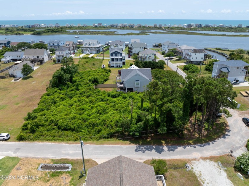 This awesome lot located in the heart of the waterfront area of - Beach Lot for sale in Sneads Ferry, North Carolina on Beachhouse.com