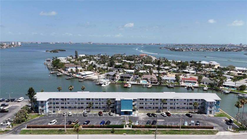 ***Very Motivated Seller and willing to negotiate*** Welcome to - Beach Condo for sale in South Pasadena, Florida on Beachhouse.com