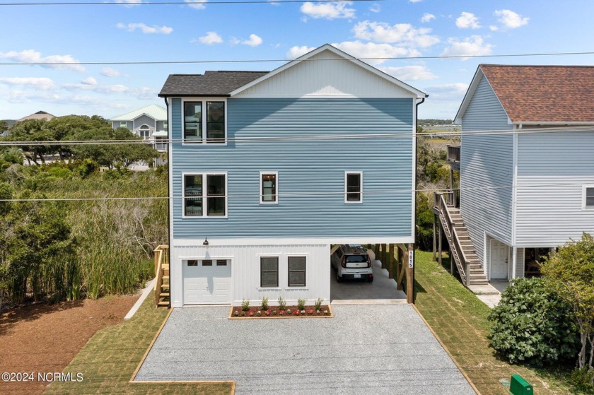 Welcome to your luxurious marsh front home in Surf City, NC! - Beach Home for sale in Surf City, North Carolina on Beachhouse.com