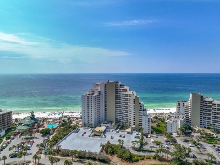 Contingent offer. Buyer has to sell unit. Taking backup offer. A - Beach Condo for sale in Miramar Beach, Florida on Beachhouse.com