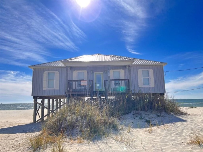 Don't let this one pass you by! Brand new bronze fortified roof - Beach Home for sale in Dauphin Island, Alabama on Beachhouse.com