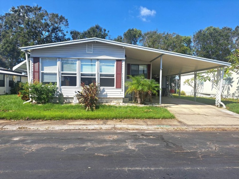 This Home is Not Located in a Flood Zone. This Home is on Leased - Beach Home for sale in Largo, Florida on Beachhouse.com