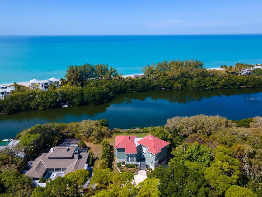 $200,000 less - the seller is motivated! Acreage opportunity on - Beach Home for sale in Siesta Key, Florida on Beachhouse.com