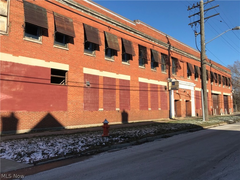 Freestanding semi-industrial manufacturing/warehouse/office - Beach Commercial for sale in Cleveland, Ohio on Beachhouse.com