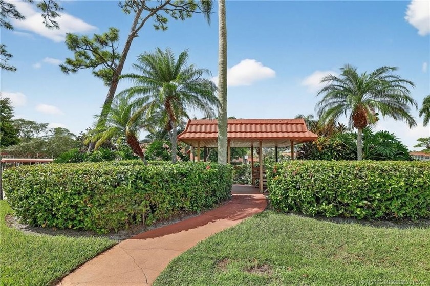A meticulously maintained corner home filled with natural light - Beach Condo for sale in Stuart, Florida on Beachhouse.com