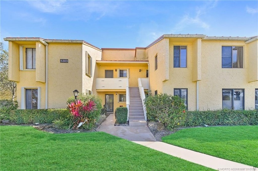 First floor 1 Bedroom / 2 Bath end unit condo in the Miles Grant - Beach Condo for sale in Stuart, Florida on Beachhouse.com