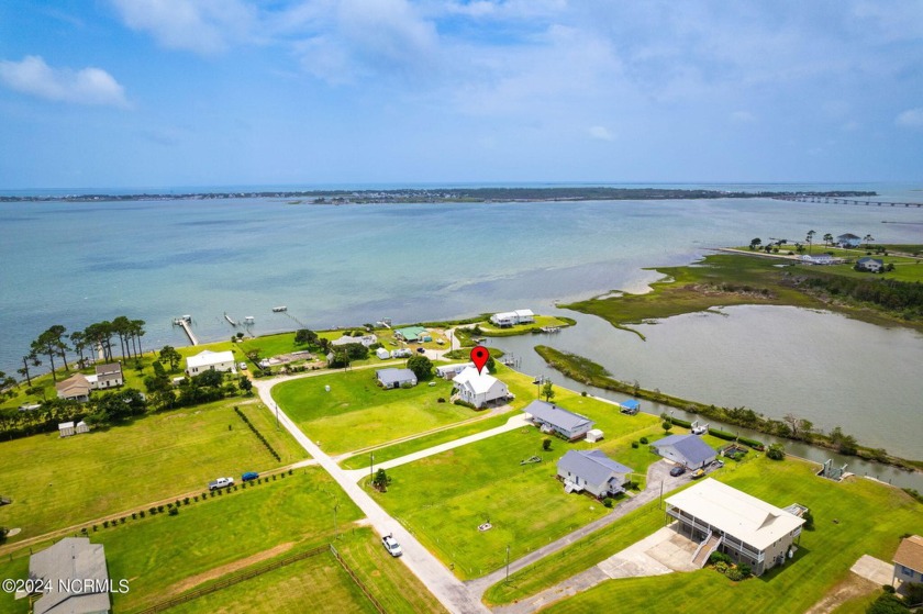 Welcome to your waterfront paradise! Imagine starting your day - Beach Home for sale in Beaufort, North Carolina on Beachhouse.com