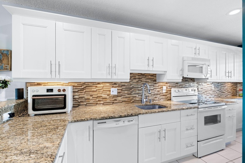 Enjoy the Best of Florida Living in This Vibrant 55+ Community - Beach Condo for sale in Delray Beach, Florida on Beachhouse.com