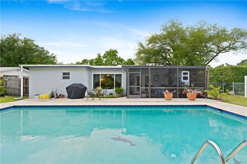 Appealing Midcentury modern details welcome you home! Splash - Beach Home for sale in Vero Beach, Florida on Beachhouse.com