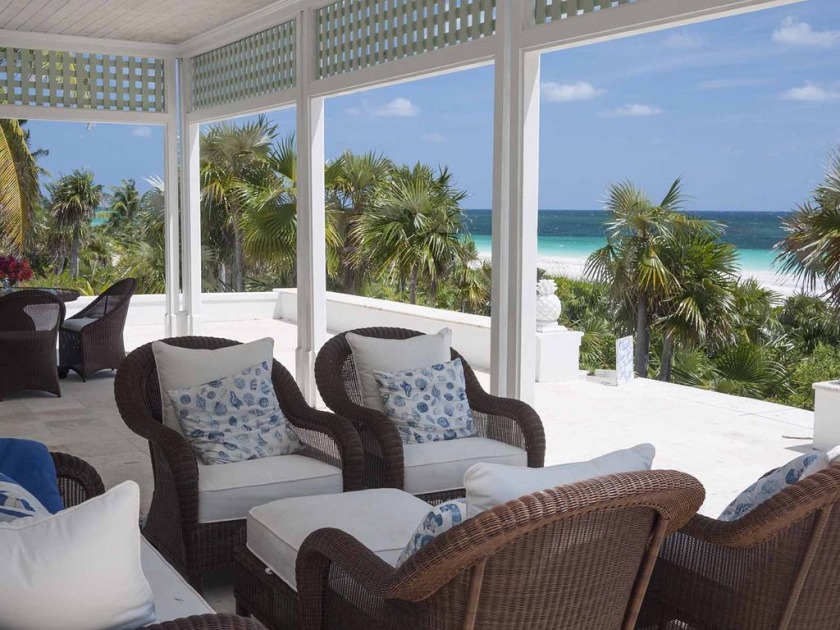 Luxurious Beachfront Estate wPool on Windermere. Club, Tennis - Beach Vacation Rentals in Windermere, Eleuthera, Bahamas on Beachhouse.com