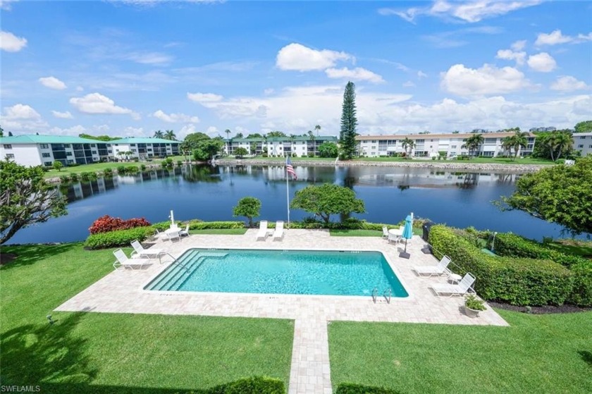 Welcome to your new home in the Moorings! The Camelot club is - Beach Condo for sale in Naples, Florida on Beachhouse.com