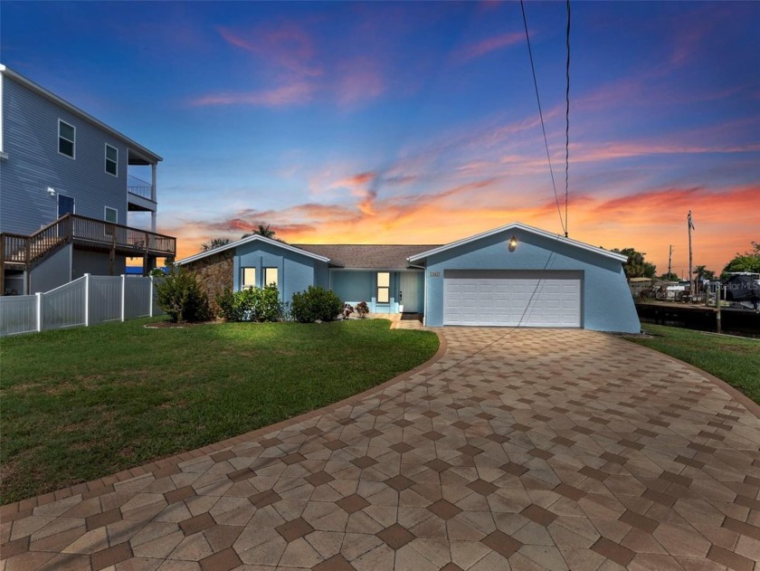 DIRECT GULF ACCESS! Beach vibes all day with this 2bed/2bath - Beach Home for sale in Hudson, Florida on Beachhouse.com