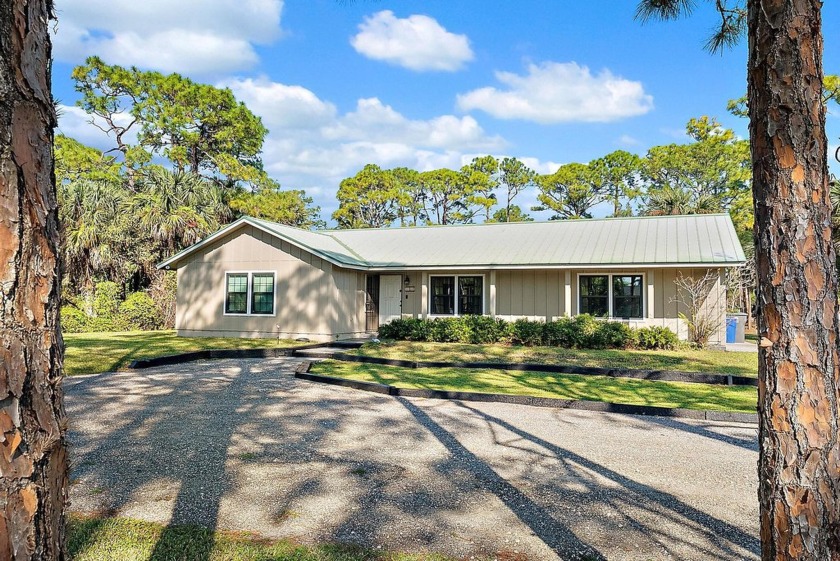 FULLY ATTACHED MOTHER IN LAW SUITE!!! This 4 bedroom 3 bathroom - Beach Home for sale in West Palm Beach, Florida on Beachhouse.com