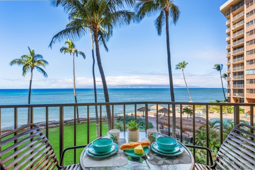Valley Isle 304 · VI 304 Beautifully Decorated OceanFront Condo - Beach Vacation Rentals in Lahaina, HI on Beachhouse.com