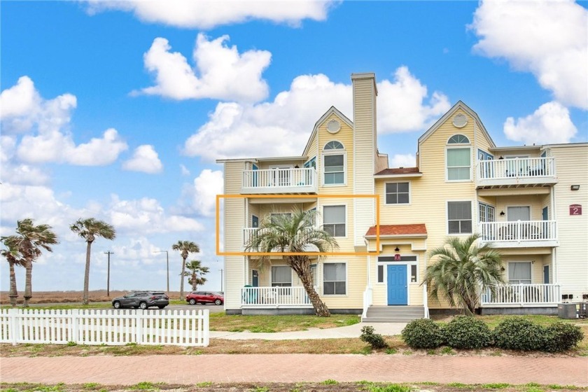 Location, Location, Location! Are you looking for a new home or - Beach Condo for sale in Corpus Christi, Texas on Beachhouse.com