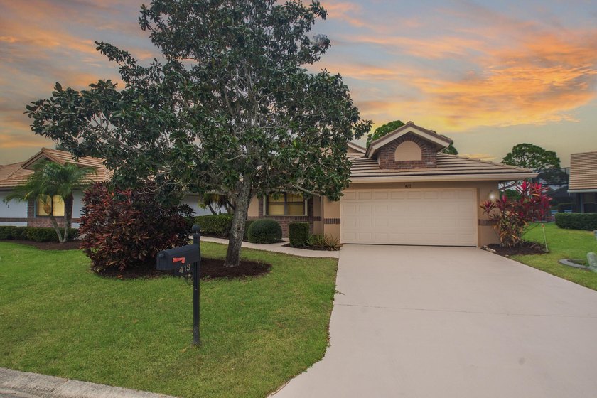 Embrace the ultimate Florida lifestyle in this 3/2/2 home - Beach Home for sale in Port Saint Lucie, Florida on Beachhouse.com