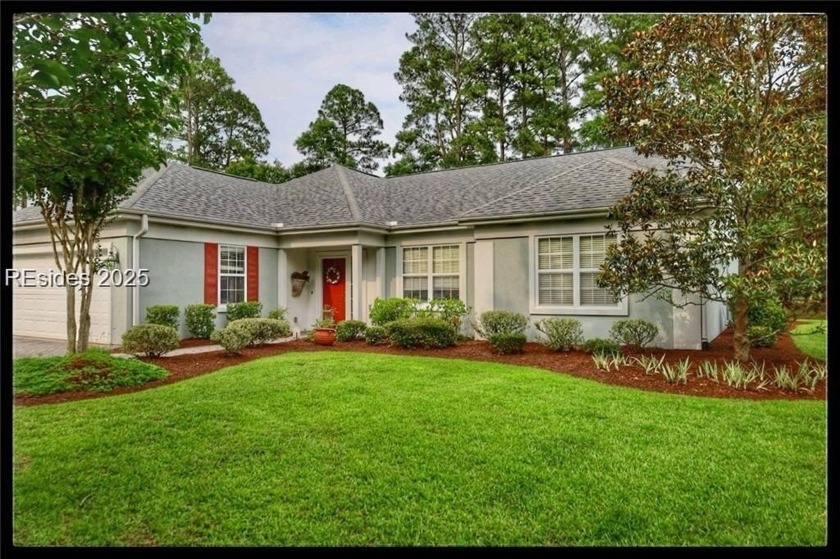 Charming Dogwood Model on the 5th Tee of Hidden Cypress. Nestled - Beach Home for sale in Bluffton, South Carolina on Beachhouse.com