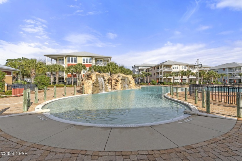 Presenting a Well maintained 1-bed/1-bath ground-floor condo in - Beach Condo for sale in Panama City Beach, Florida on Beachhouse.com