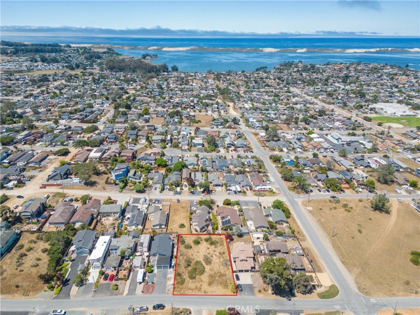 Located just 6 blocks from the bay, this over sized 12,500 sqft - Beach Lot for sale in Los Osos, California on Beachhouse.com