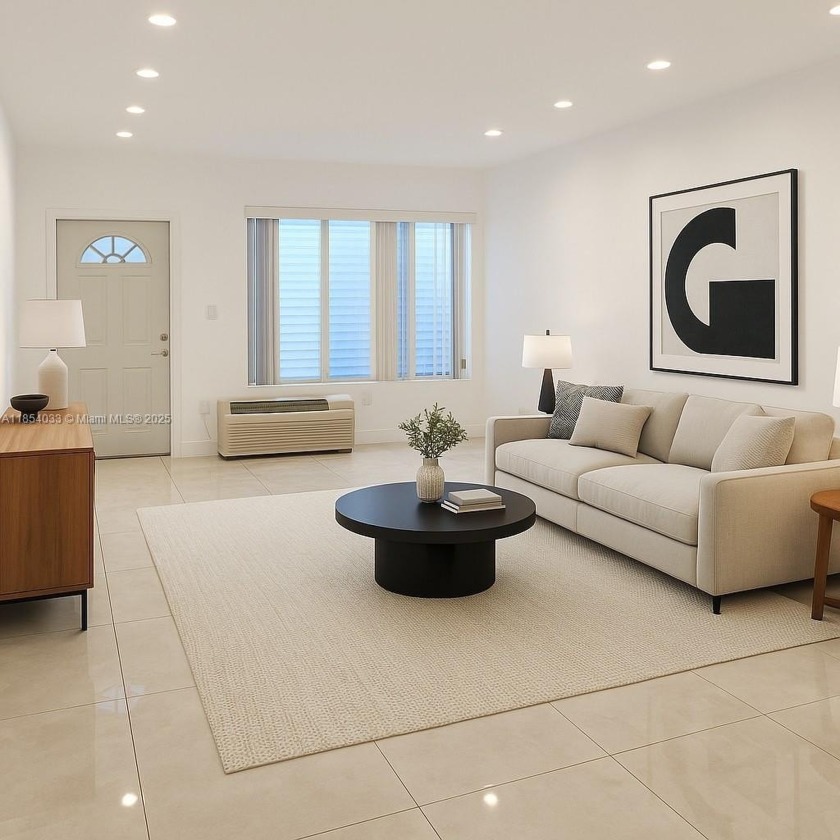 This wonderful studio, just 4 blocks from the beach is a perfect - Beach Condo for sale in Miami Beach, Florida on Beachhouse.com