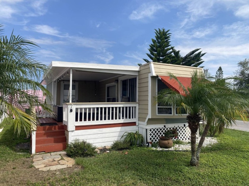 This Updated 2 Bedroom, 1 Bath Fully Furnished Home is in - Beach Home for sale in Holiday, Florida on Beachhouse.com