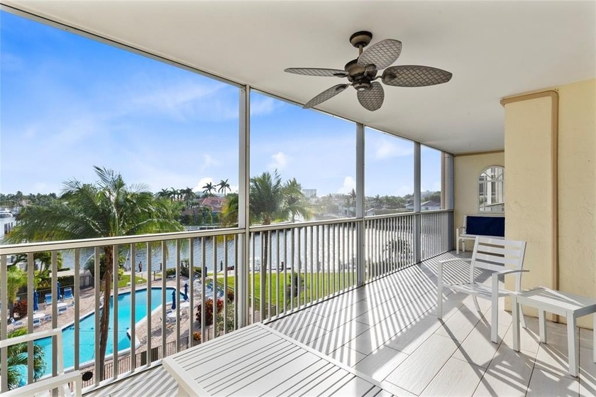 Stunning Waterfront Condo with Beautiful Views! Enjoy - Beach Condo for sale in Deerfield Beach, Florida on Beachhouse.com