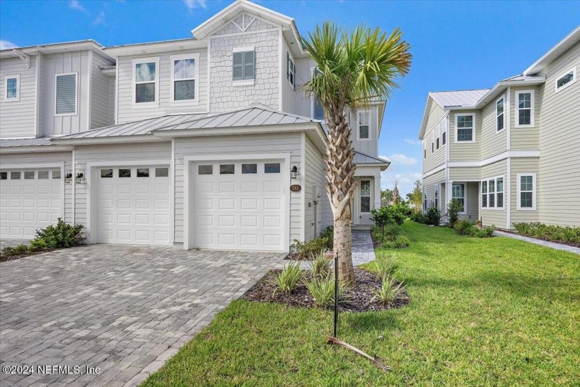 This new townhome is a dream! The coastal feel, natural light & - Beach Townhome/Townhouse for sale in Saint Johns, Florida on Beachhouse.com