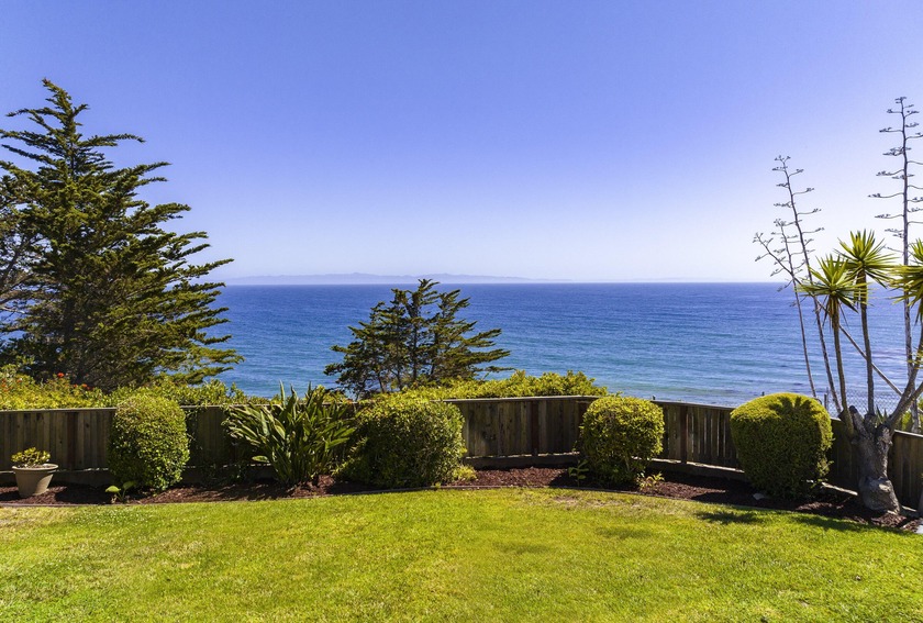 This is the Santa Barbara beach house you have been waiting for! - Beach Home for sale in Santa Barbara, California on Beachhouse.com