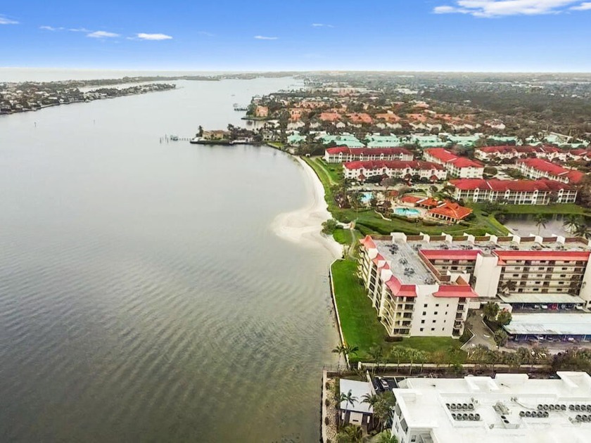 Welcome to luxury coastal living at its finest in the - Beach Condo for sale in Hypoluxo, Florida on Beachhouse.com