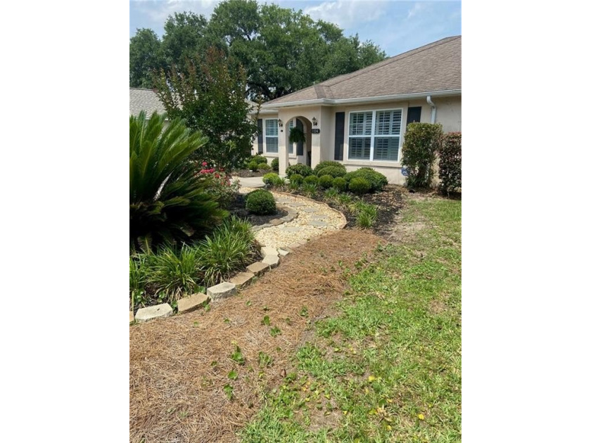 Beautiful 2 Bed and 2 full baths duplex ( left side).  Gorgeous - Beach Condo for sale in Brunswick, Georgia on Beachhouse.com