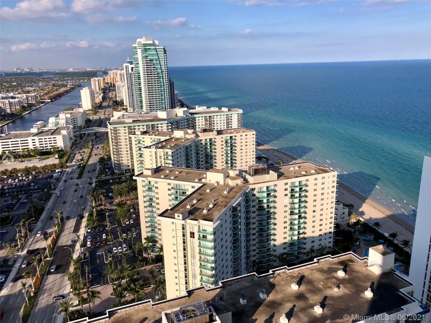 SPECTACULAR OPPORTUNITY TO OWNT THIS RESIDENCE AT HYDE BEACH - Beach Condo for sale in Hollywood, Florida on Beachhouse.com