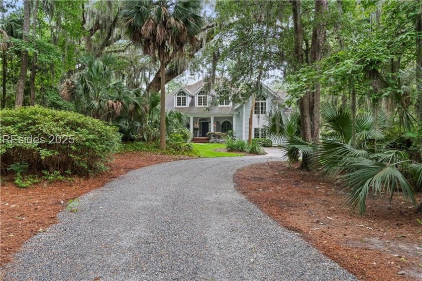 Classic Lowcountry home, situated on over 1 acre is set back 300 - Beach Home for sale in Okatie, South Carolina on Beachhouse.com