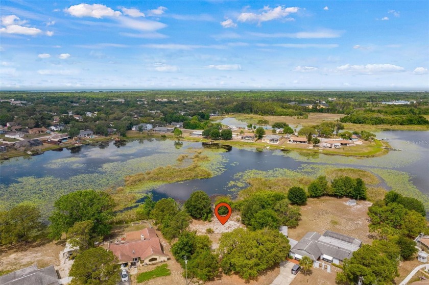 Rare Deep Waterfront Building Lot on pristine Hunter Lake. This - Beach Lot for sale in Spring Hill, Florida on Beachhouse.com