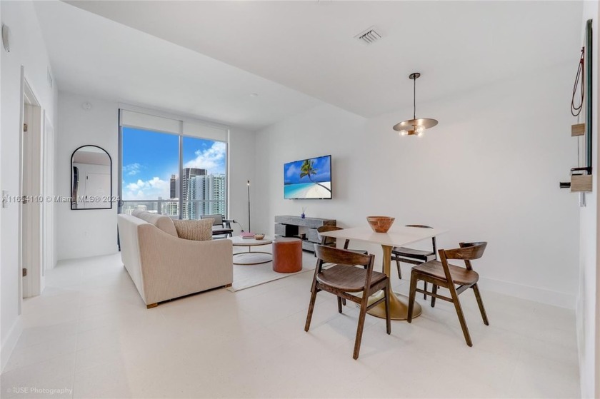 This LPH 1-bedroom, 1-bathroom residence is available for - Beach Condo for sale in Miami, Florida on Beachhouse.com