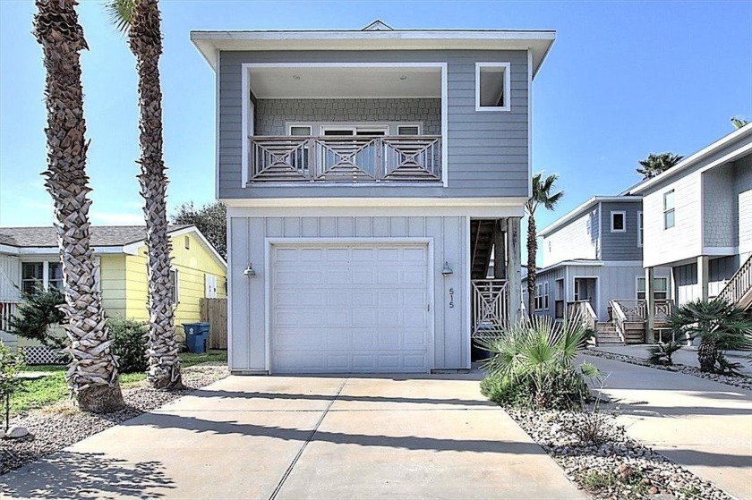 Awesome 4 bdrm, 4 bath home right in the heart of Old Town Port - Beach Home for sale in Port Aransas, Texas on Beachhouse.com