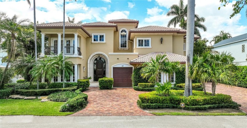 FIRST TIME ON THE MARKET.Beautiful waterfront Mediterranean - Beach Home for sale in Fort Lauderdale, Florida on Beachhouse.com