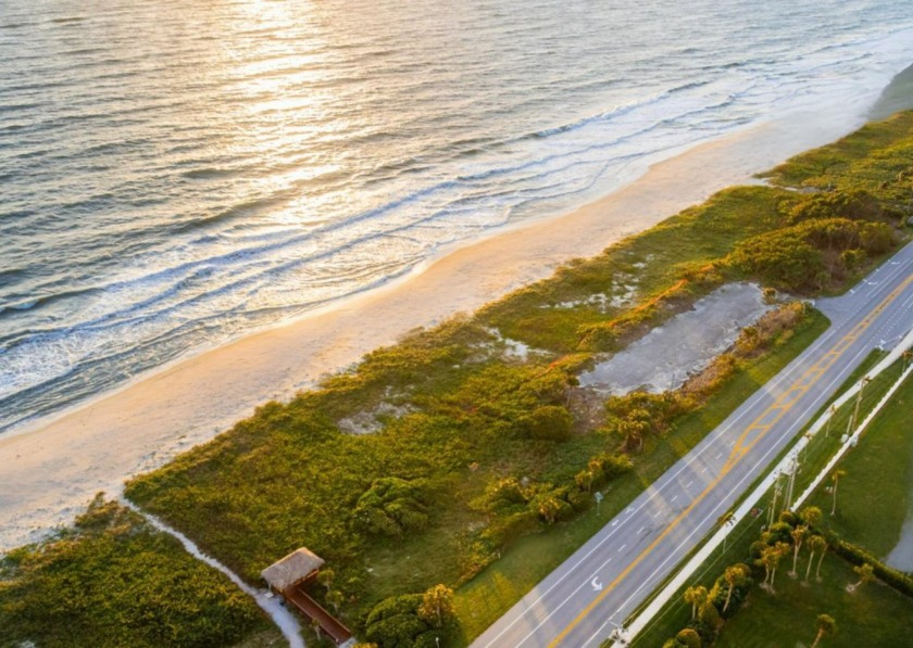 One of (5) direct oceanfront lots available for sale, this 75' - Beach Lot for sale in Hutchinson Island, Florida on Beachhouse.com