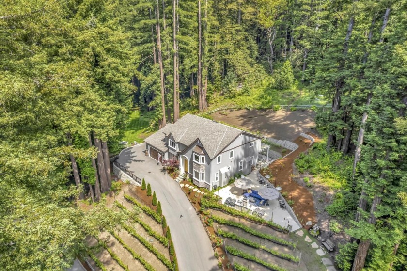 Welcome to your luxurious Scotts Valley retreat. The grand - Beach Home for sale in Scotts Valley, California on Beachhouse.com