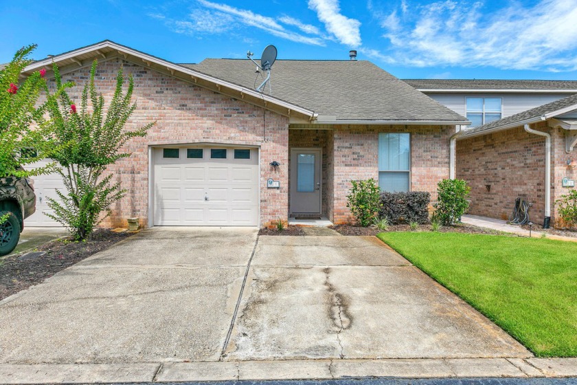 New Price! Highly motivated seller! BRAND NEW ROOF! This - Beach Home for sale in Santa Rosa Beach, Florida on Beachhouse.com