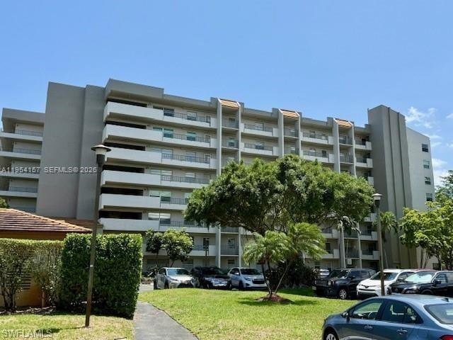 This spacious 2-bedroom, 2-bath condo offers over 1,200 sq ft of - Beach Condo for sale in Lauderhill, Florida on Beachhouse.com