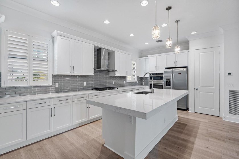 SUPERB LOCATION!! Built In 2022; Fully Upgraded ALTON Townhouse - Beach Townhome/Townhouse for sale in Palm Beach Gardens, Florida on Beachhouse.com