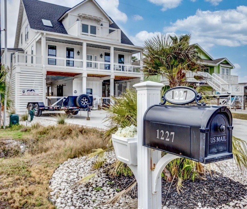 JUST REDUCED!! Lets Help This Lolli & Pop Move Closer Their - Beach Home for sale in Rockport, Texas on Beachhouse.com