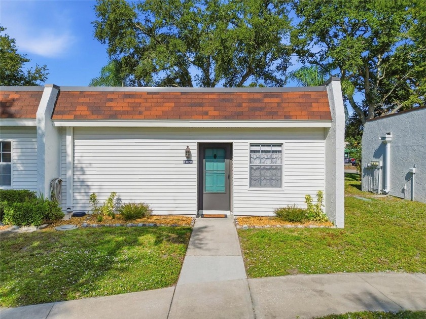 One or more photo(s) has been virtually staged. Welcome home to - Beach Condo for sale in Seminole, Florida on Beachhouse.com