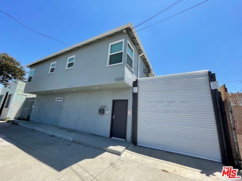 Incredible Investment Opportunity: Fully occupied, remodeled 3 - Beach Home for sale in Gardena, California on Beachhouse.com