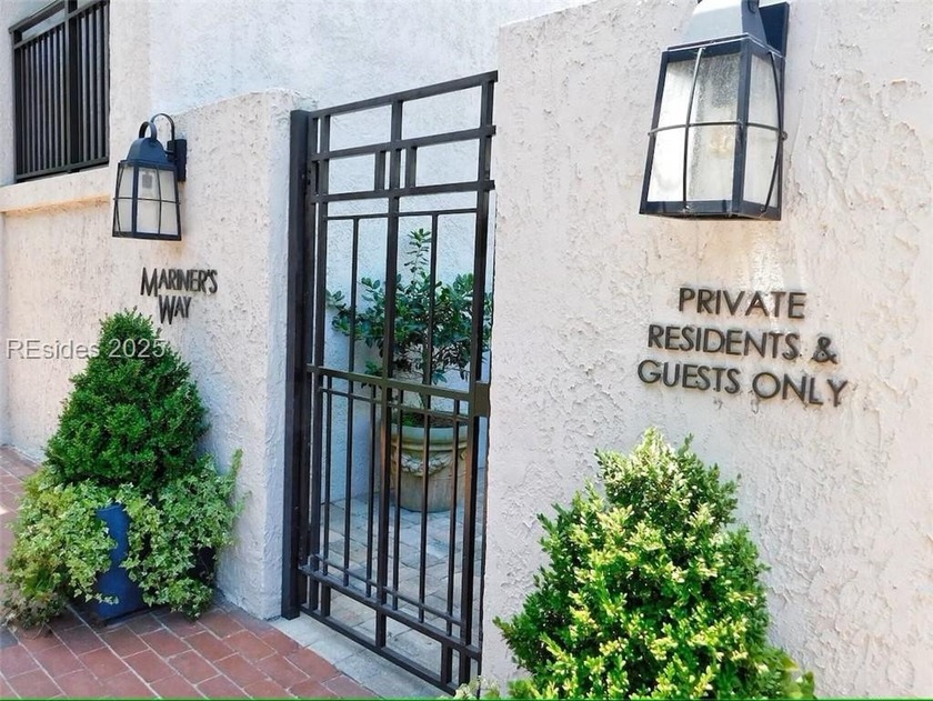 Top-floor penthouse in Harbour Town! Fully renovated Pottery - Beach Condo for sale in Hilton Head Island, South Carolina on Beachhouse.com